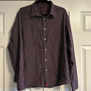 Untuckit Men’s Navy Blue & Maroon Checkered Button Down Shirt